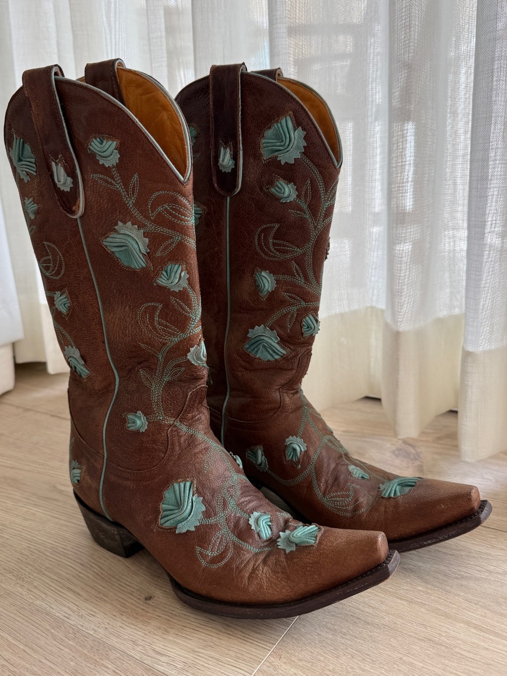 Old Gringo Brown Leather Turquoise Floral Embroidered Cowboy Boots 7.5